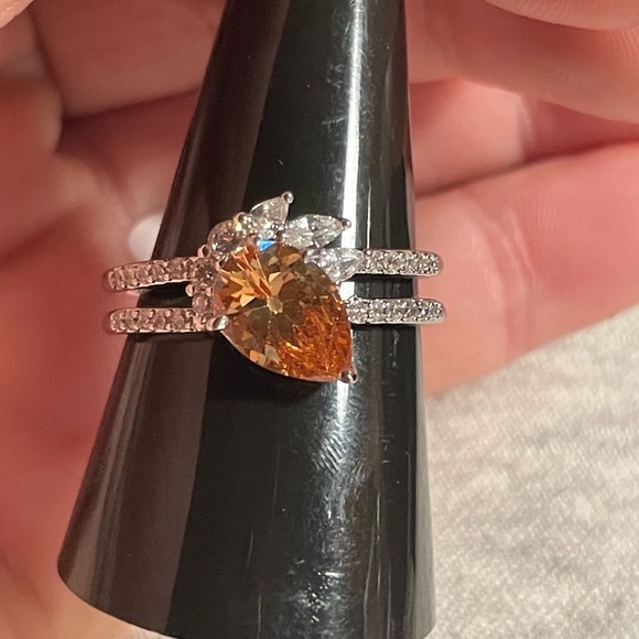 Bomb Party New OG Dazzle and Glam Size 10 Ring - Picture 4 of 10